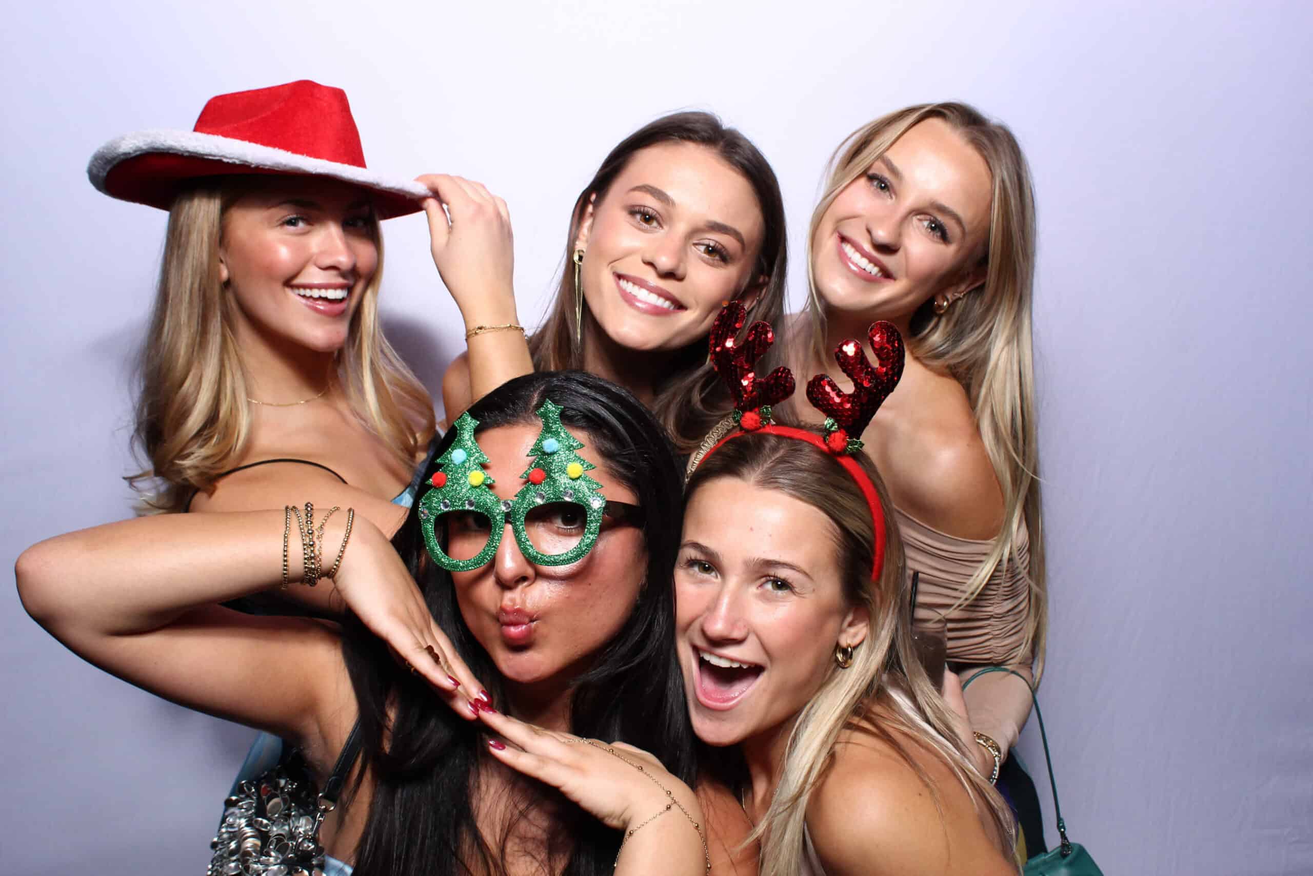 Featured image for “Hollywood Photo Booth Adds Sparkle to Lily Moayedi’s Birthday Celebration with a Stylish Open Air Booth at The Continental Club, Downtown Los Angeles”
